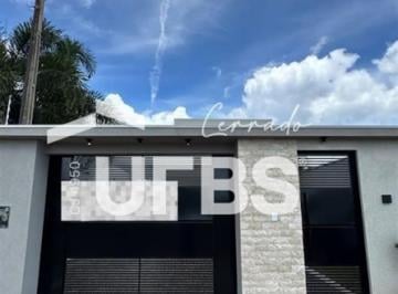 Casa · 128m² · 3 Quartos · 2 Vagas · Casa Moderna na 407 Sul– Conforto e Lazer