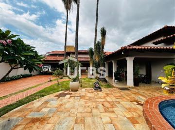 Casa · 376m² · 4 Quartos · 4 Vagas · Casa na 208 Sul, 4 quartos sendo 2 suítes