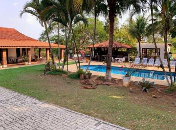 Casa de 5 quartos, Salto · Condomínio Fechado : Bella Vivenda