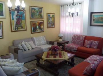Apartamento · 190m² · 4 Quartos · 2 Vagas · Rio Vermelho. Apartamento 1 por andar, 223 m2 Ed. pequeno com elevador
