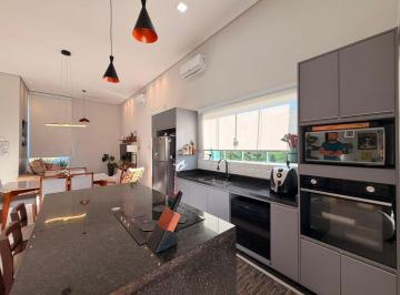 Casa de 3 quartos, Porangaba · Casa Térrea Impecável - Porangaba-SP
