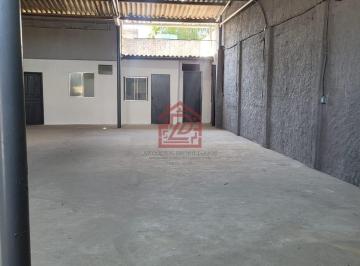 Comercial · 210m² · Galpão em Parque Aeroporto - Macaé