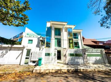 Casa · 526m² · 4 Quartos · 10 Vagas · Casa em Camboinhas, Niterói/RJ de 526m² 4 quartos à venda por R$ 3.700.000,00