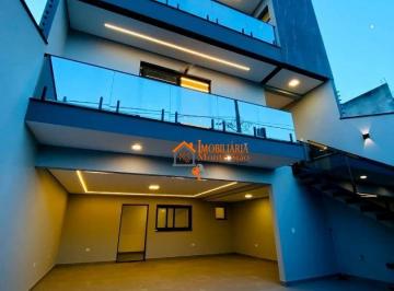 Casa · 218m² · 3 Quartos · 5 Vagas · Sobrado em Bonsucesso, Guarulhos/SP de 218m² 3 quartos à venda por R$ 1.349.999,00