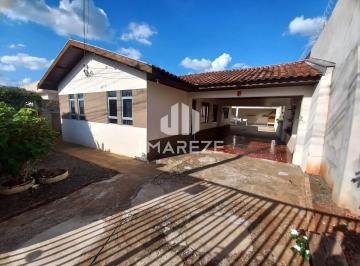 Casa · 136m² · 4 Quartos · Casa em Núcleo Habitacional Osmar G Freire, Apucarana/PR de 136m² 4 quartos à venda por R$ 300.000,0
