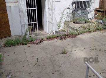 Comercial · 7501m² · Loja comercial desocupada à venda no coração de Porto Alegre, localizada na Rua