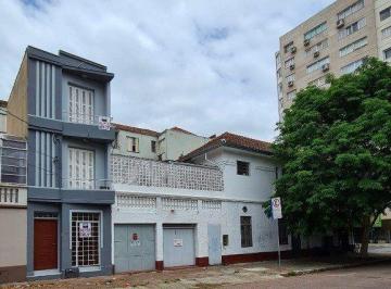 Fachada · Edifício (prédio) com 03 apartamentos de 01 dormitório no Bairro Auxiliadora