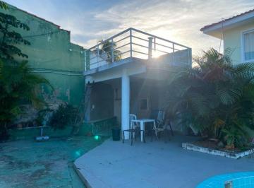 Casa · 40m² · 2 Quartos · 1 Vaga · Casa em Piratininga, Niterói/RJ de 40m² 2 quartos para locação R$ 2.500,00/mes