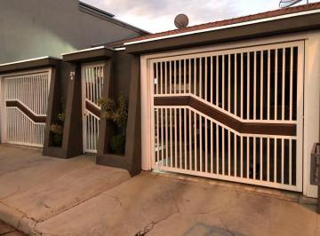Casa · 147m² · 4 Quartos · 5 Vagas · Casa em Centro, Jaguariúna/SP de 147m² 4 quartos à venda por R$ 800.000,00