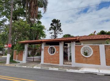 Casa · 283m² · 4 Quartos · 2 Vagas · Casa em Vila Santo Antônio, Cotia/SP de 283m² 4 quartos à venda por R$ 800.000,00