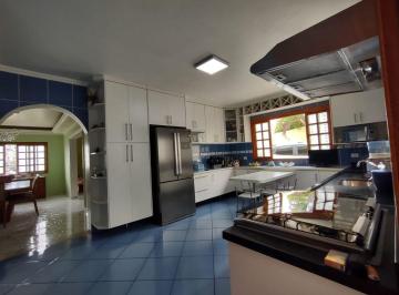 Casa · 235m² · 4 Quartos · 6 Vagas · Casa em Jardim Nova Vida, Cotia/SP de 235m² 4 quartos à venda por R$ 800.000,00