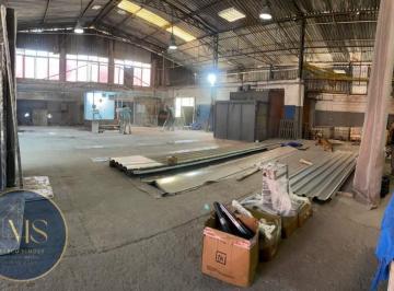 Comercial · 526m² · Galpão em Vila Carmela II, Guarulhos/SP de 526m² à venda por R$ 800.000,00