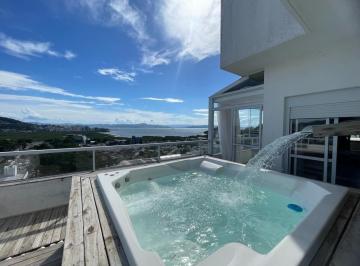 Apartamento · 282m² · 3 Quartos · 2 Vagas · Cobertura em Itacorubi, Florianópolis/SC de 282m² 3 quartos à venda por R$ 3.100.000,00