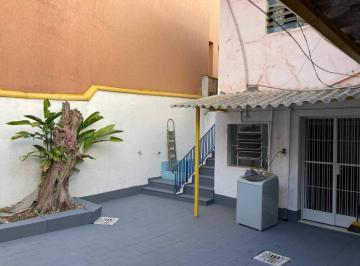 Casa · 141m² · 5 Quartos · 2 Vagas · Casa em Vila Campesina, Osasco/SP de 141m² 5 quartos à venda por R$ 800.000,00