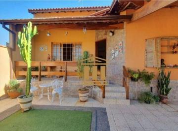 Casa · 193m² · 3 Quartos · 2 Vagas · Casa em Jardim Maria Cândida, Caçapava/SP de 193m² 3 quartos à venda por R$ 550.000,00
