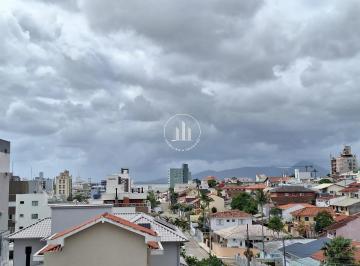 Casa · 450m² · 5 Quartos · 2 Vagas · Casa 5 Quartos com 2 Suítes - Coqueiros
