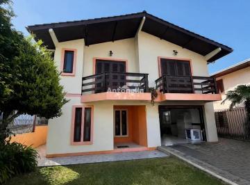 Casa · 239m² · 4 Quartos · 3 Vagas · Casa à venda no bairro Desvio Rizzo