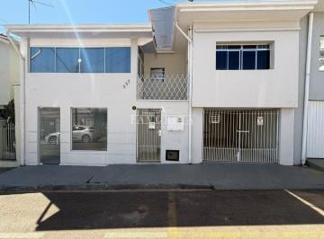 Casa · 231m² · 3 Quartos · Casa à venda - no Centro