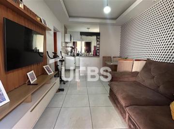 Casa · 170m² · 2 Quartos · 3 Vagas · Casa de Rua - Casa 2 quartos, sendo 1 suíte
