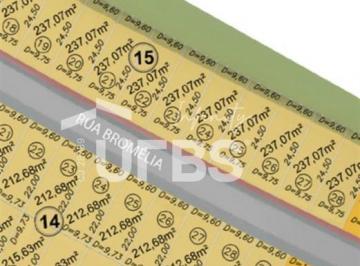 Terreno · 237m² · Terreno no Jardins Versalhes com 237,07m²