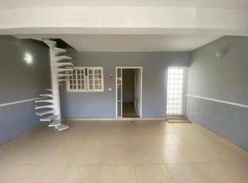 Casa de 2 quartos, Salto · CASA AMPLA NO JARDIM ESTEFANO - SALTO/SP