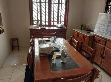 Casa · Sobrado à venda com 3 quartos em Jardim Jua, São Paulo