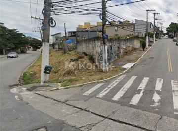 Terreno · Terreno à venda com 710 m² em Vila Carmosina, São Paulo