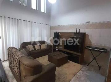 Casa · Sobrado à venda com 6 quartos em Jardim Fernandes, São Paulo