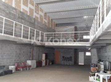 Comercial · Galpão à venda ou para alugar com 180 m² em Tucuruvi, São Paulo
