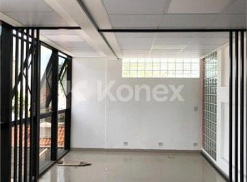 Comercial · Galpão à venda com 687 m² em Jardim Ivone, Poá