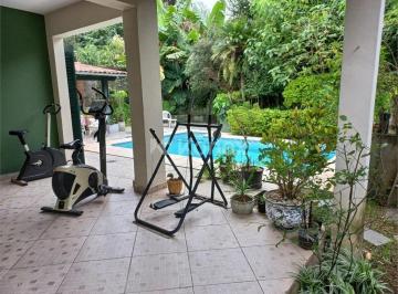 Casa · Sobrado à venda ou para alugar com 4 quartos em Butantã, São Paulo