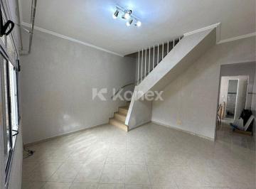Casa · Sobrado para alugar com 2 quartos em Alto da Lapa, São Paulo