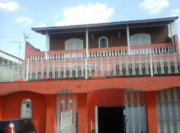 Casa · Sobrado à venda com 3 quartos em Jardim Guapira, São Paulo
