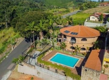 Casa · Casa à venda com 4 quartos em Loteamento Jardim Gustavo, Serra Negra