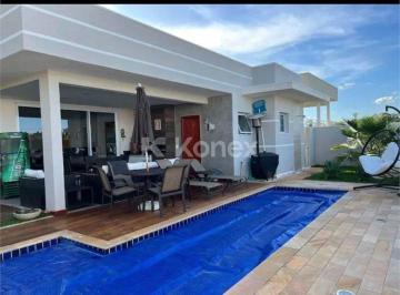 Casa · Casa em Condomínio à venda com 3 quartos em Centro, Paranapanema