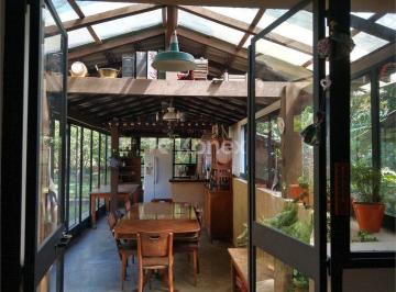 Casa · Casa à venda com 5 quartos em Caraguatá, Mairiporã