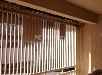 Casa · Sobrado à venda com 3 quartos em Parque Ramos Freitas, São Paulo