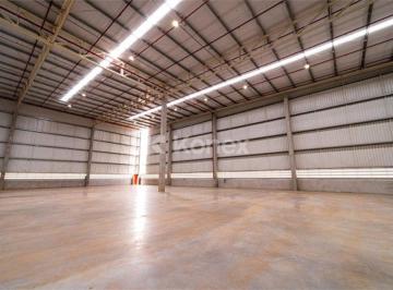 Comercial · Galpão para alugar com 1674 m² em Itaqui, Itapevi