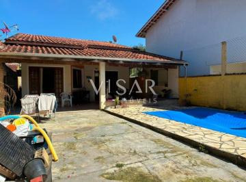 WhatsApp Image 2026-08-18 at 16.01 · Casa com piscina a 300 metros da praia do Capricórnio