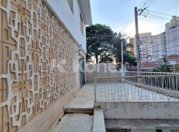 Casa · Sobrado à venda ou para alugar com 3 quartos em Santana, São Paulo