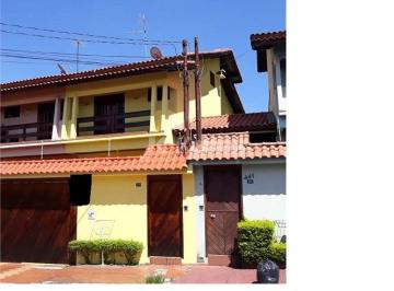 Casa · Sobrado à venda com 3 quartos em Parque Continental I, Guarulhos