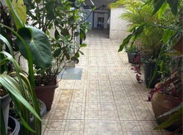 Casa · Sobrado à venda com 4 quartos em Associação Sobradinho, São Paulo