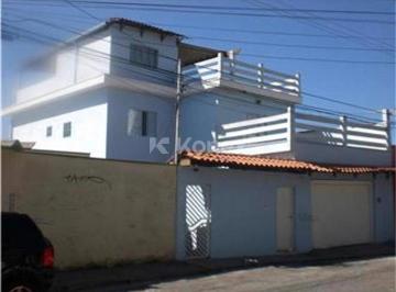 Casa · Sobrado à venda com 3 quartos em Vila Miriam, São Paulo