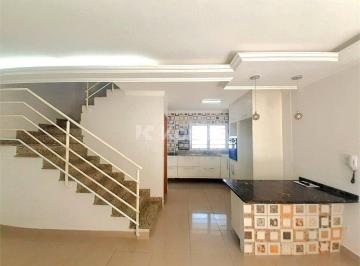 Casa · Casa em Condomínio à venda com 3 quartos em Vila Brasílio Machado, São Paulo