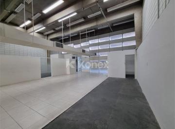 Comercial · Prédio inteiro à venda ou para alugar com 836 m² em Campos Elíseos, São Paulo