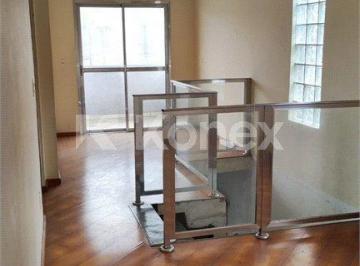 Casa · Sobrado à venda com 5 quartos em Vila Campestre, São Paulo