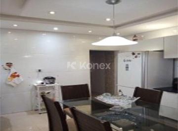 Casa · Sobrado à venda com 3 quartos em Vila Falchi, Mauá