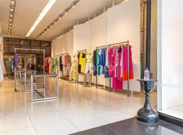 Comercial · Prédio inteiro à venda com 1216 m² em Bom Retiro, São Paulo