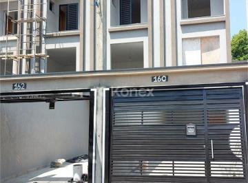 Casa · Sobrado à venda com 3 quartos em Vila Carbone, São Paulo