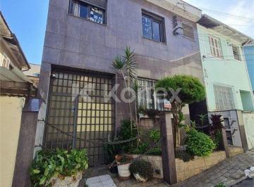 Casa · Sobrado à venda com 3 quartos em Água Fria, São Paulo